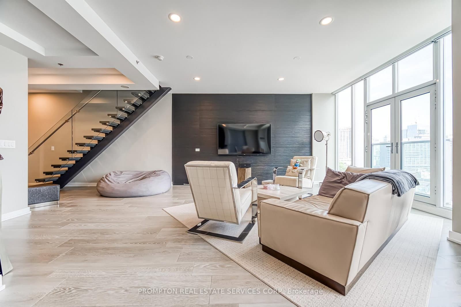 220 George Street, Unit 1105 thumbnail 12