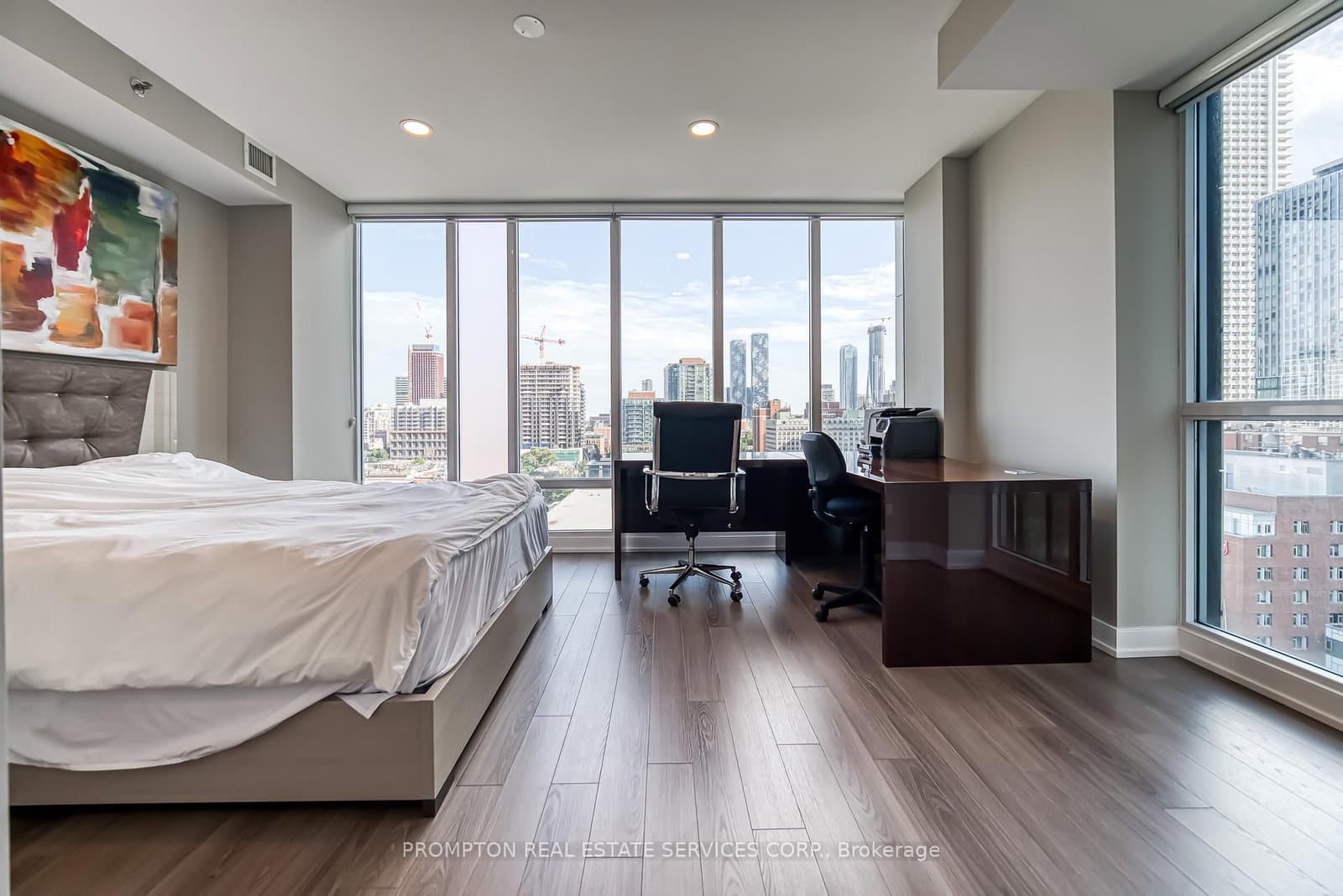 220 George Street, Unit 1105 thumbnail 32