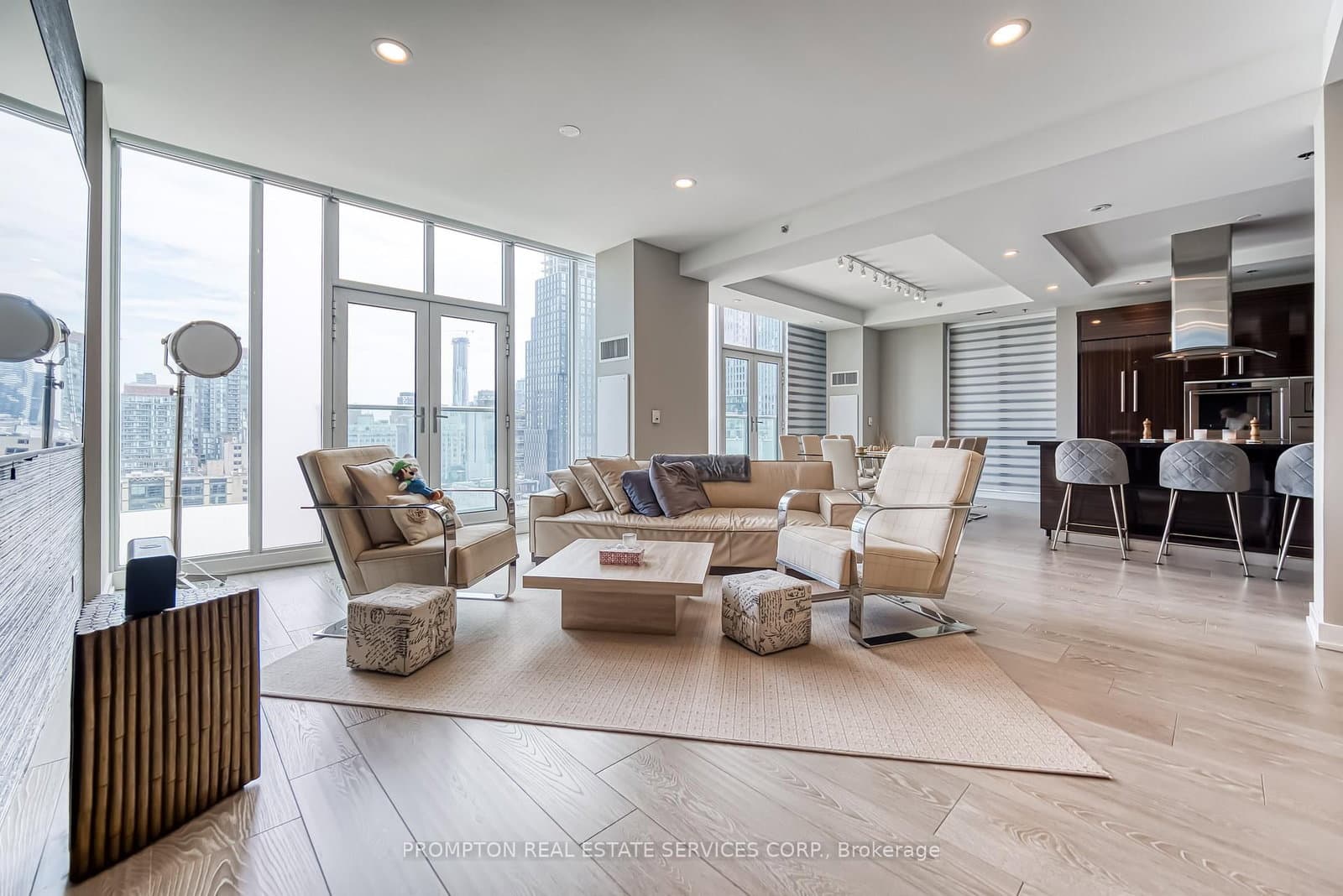 220 George Street, Unit 1105 thumbnail 6