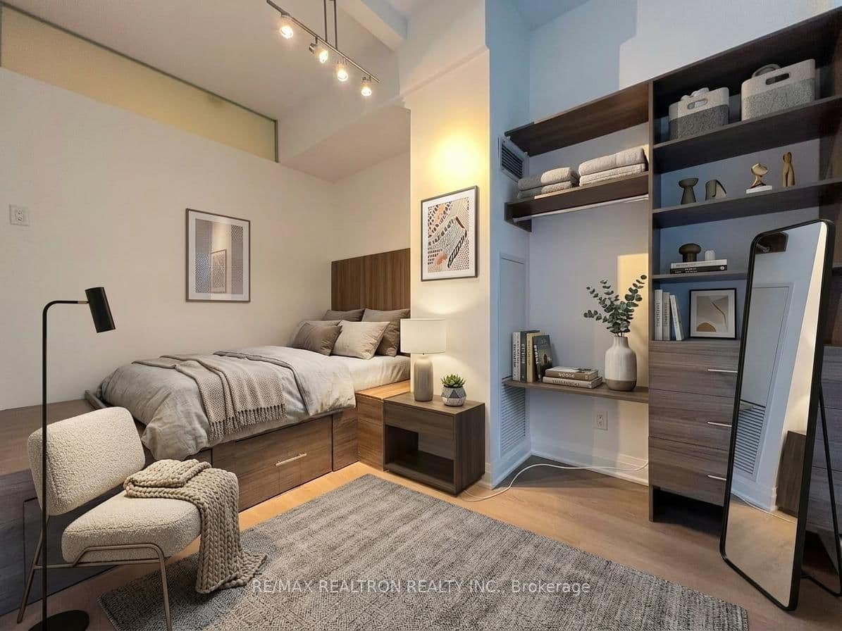 8 Charlotte Street, Unit 214 thumbnail 11