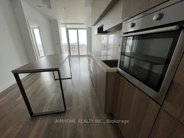 8 Eglinton Avenue E, Unit 3505 thumbnail 4