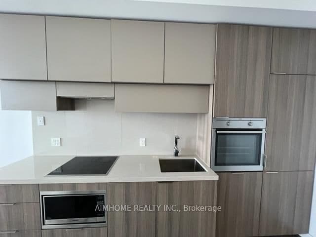 8 Eglinton Avenue E, Unit 3505 thumbnail 7
