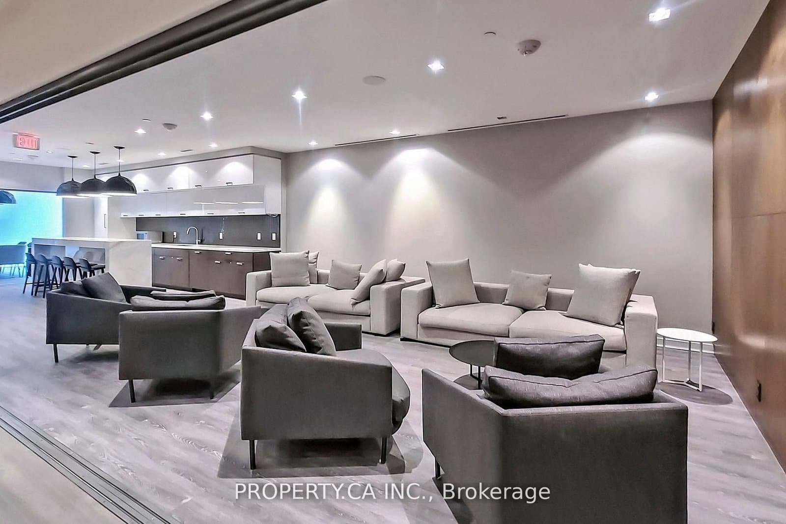 8 Mercer Street, Unit 710 thumbnail 16