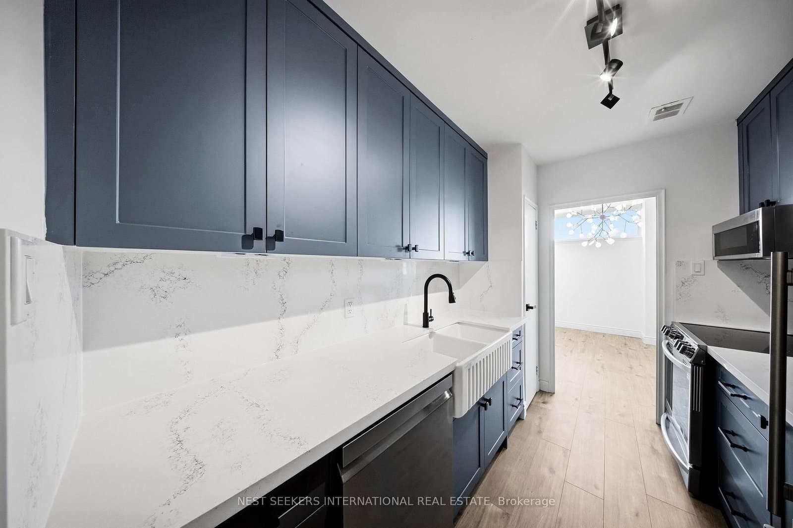 60 Montclair Avenue, Unit 603 thumbnail 5