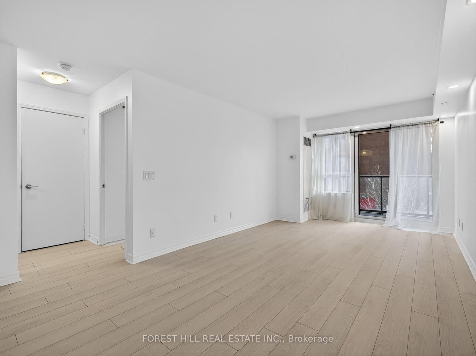 35 Saranac Boulevard, Unit 224 thumbnail 14