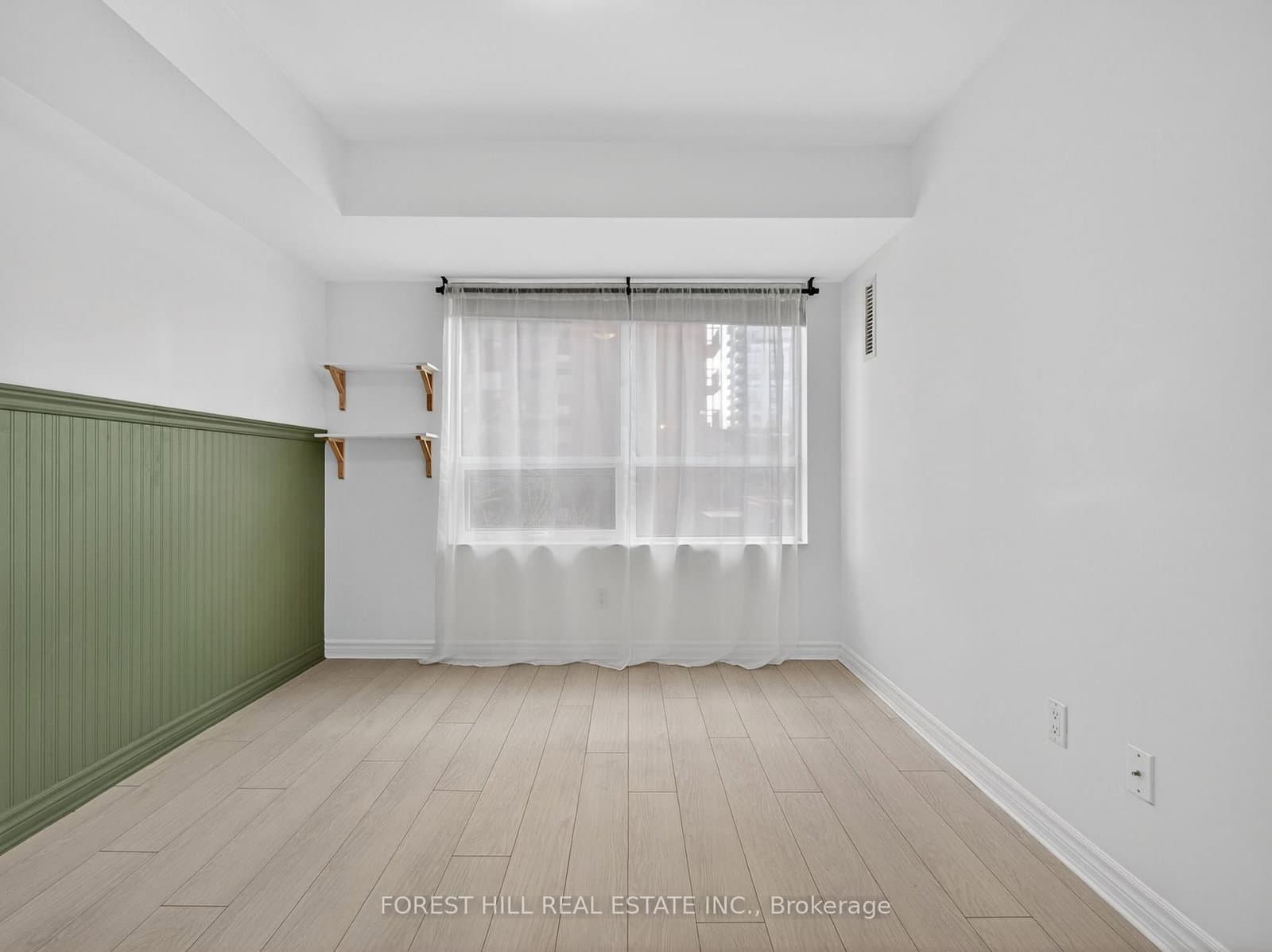 35 Saranac Boulevard, Unit 224 thumbnail 18