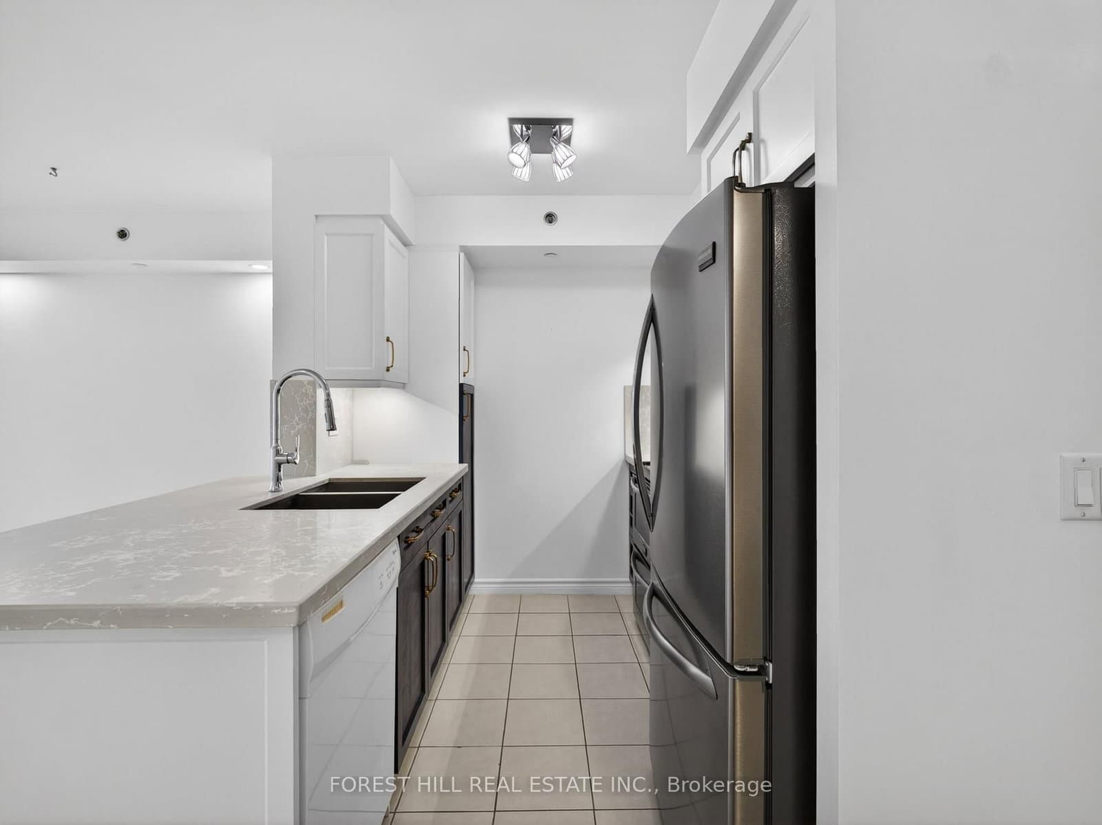 35 Saranac Boulevard, Unit 224 thumbnail 6