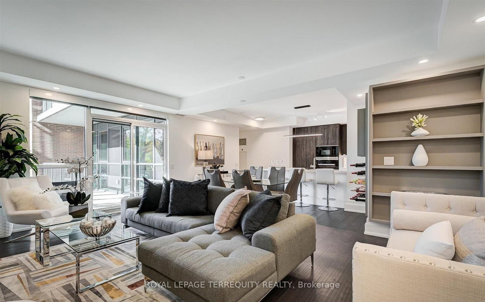 3 Southvale Drive, Unit 401 - Image 1