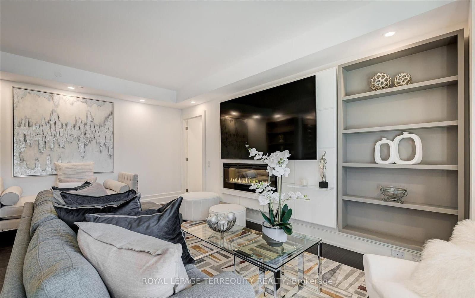 3 Southvale Drive, Unit 401 thumbnail 7
