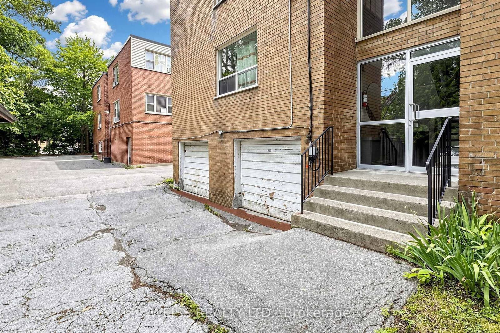 17 Fraserwood Avenue, Unit 4 thumbnail 35