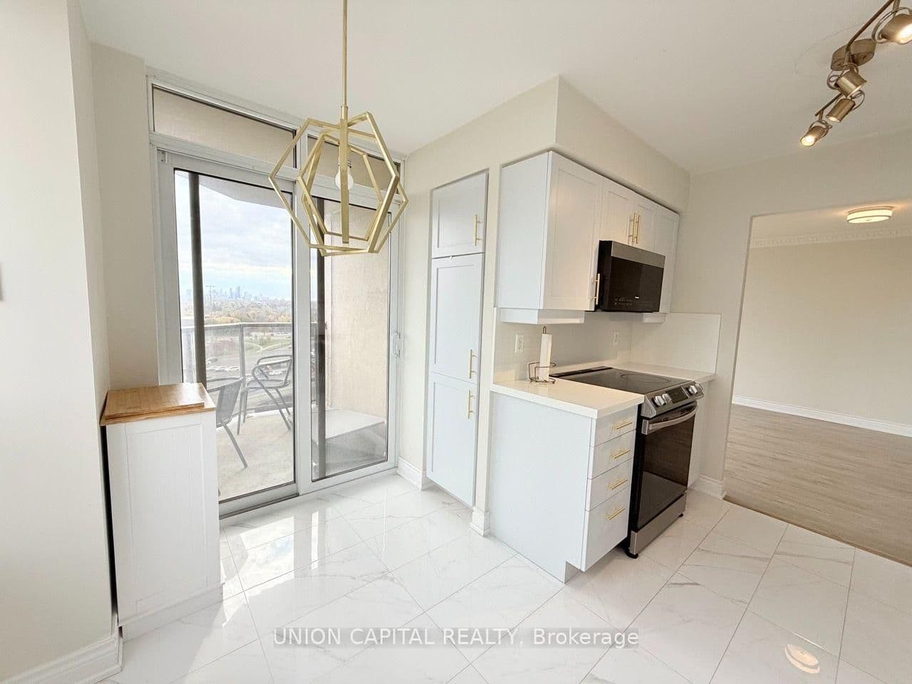 78 Harrison Garden Boulevard, Unit 1007 thumbnail 21