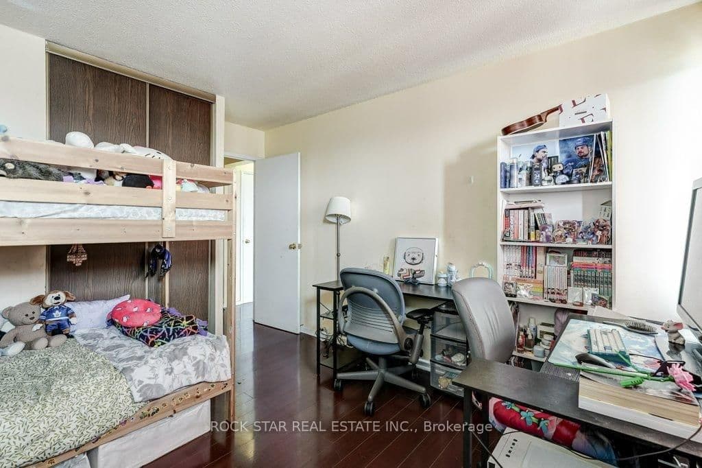 10 Sunny Glenway, Unit 1711 thumbnail 17