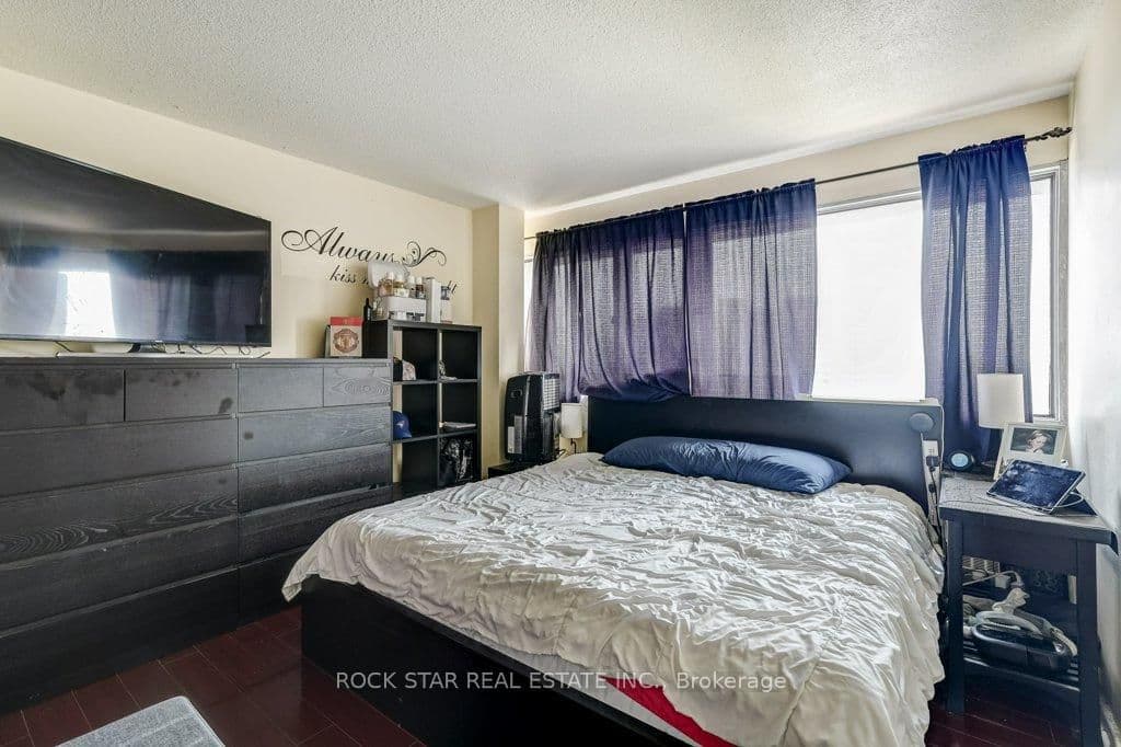 10 Sunny Glenway, Unit 1711 thumbnail 18