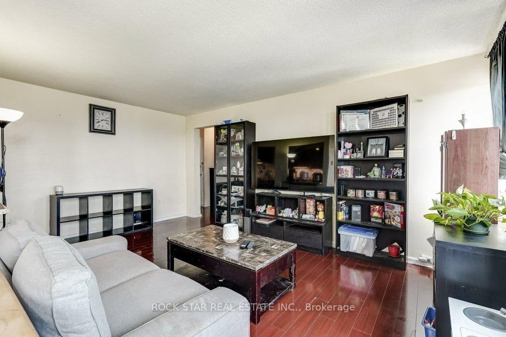 10 Sunny Glenway, Unit 1711 thumbnail 9