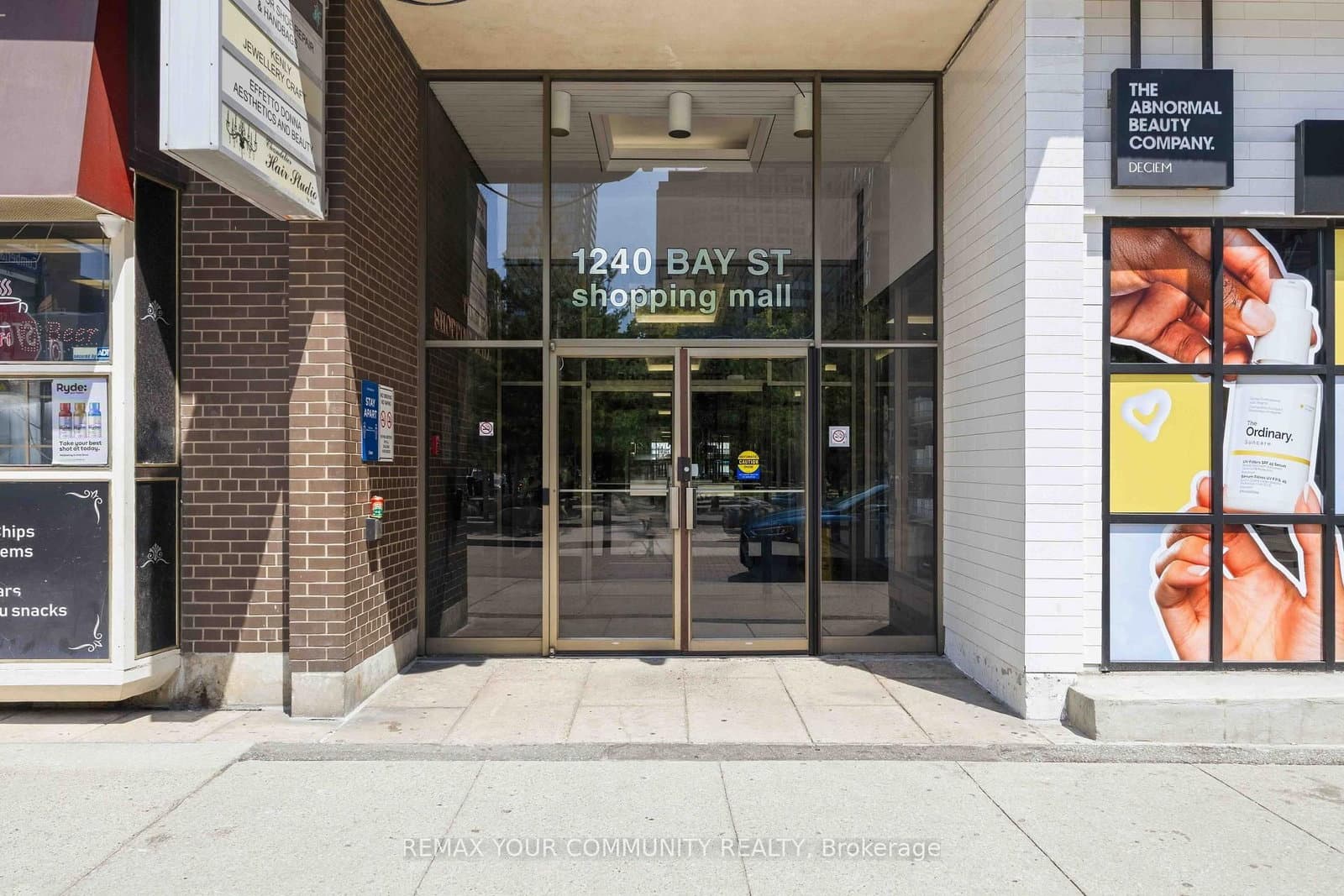 1240 Bay Street, Unit 706 thumbnail 34