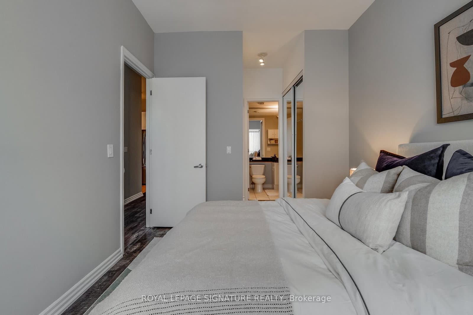 797 Don Mills Road, Unit 904 thumbnail 15