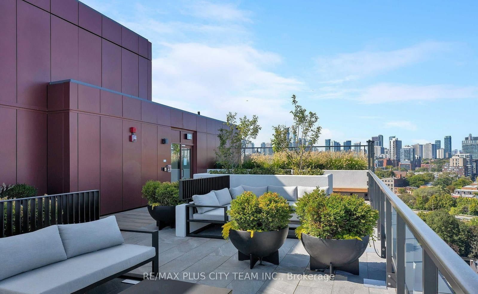 28 Eastern Avenue, Unit 926 thumbnail 13