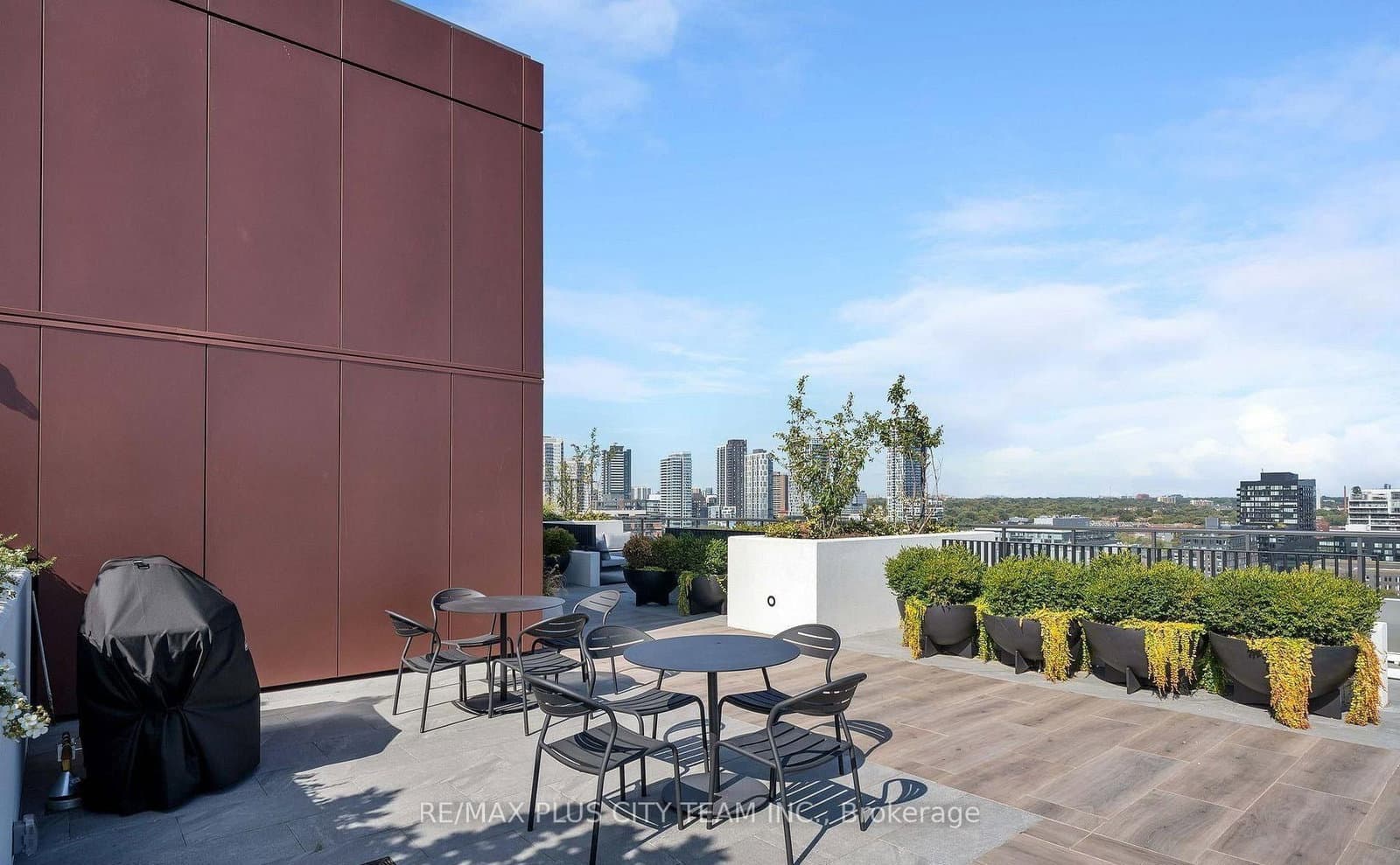 28 Eastern Avenue, Unit 926 thumbnail 14