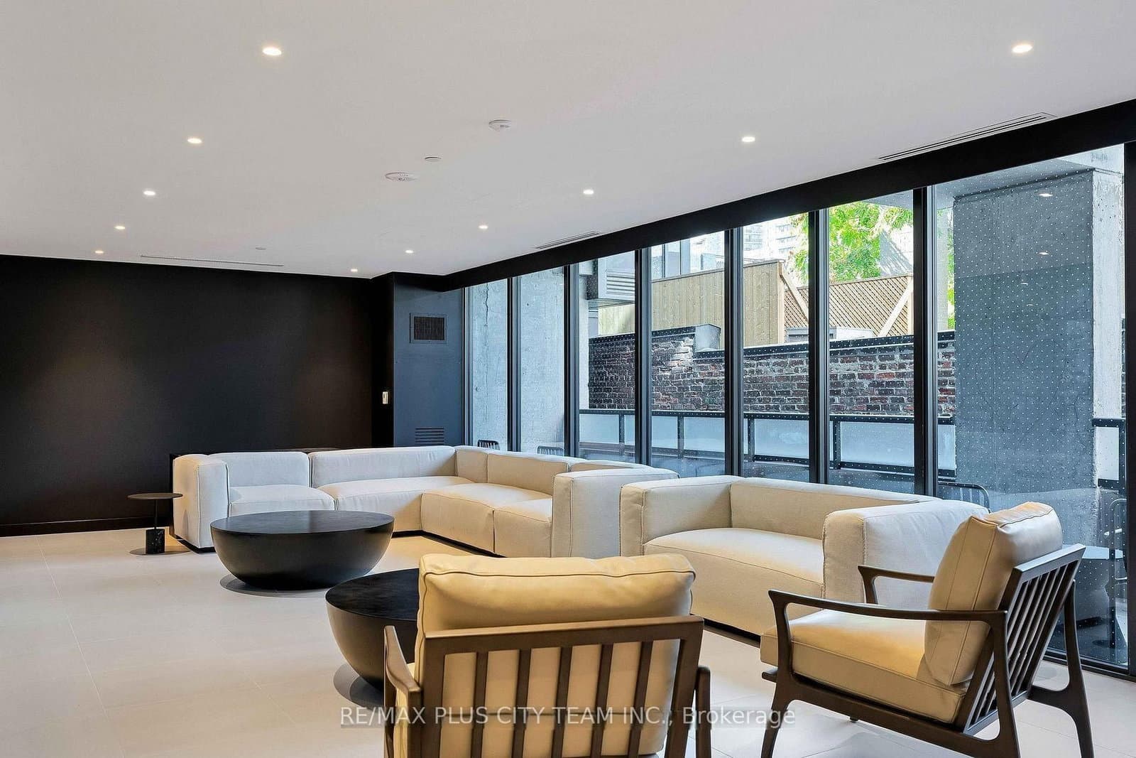 28 Eastern Avenue, Unit 926 thumbnail 25