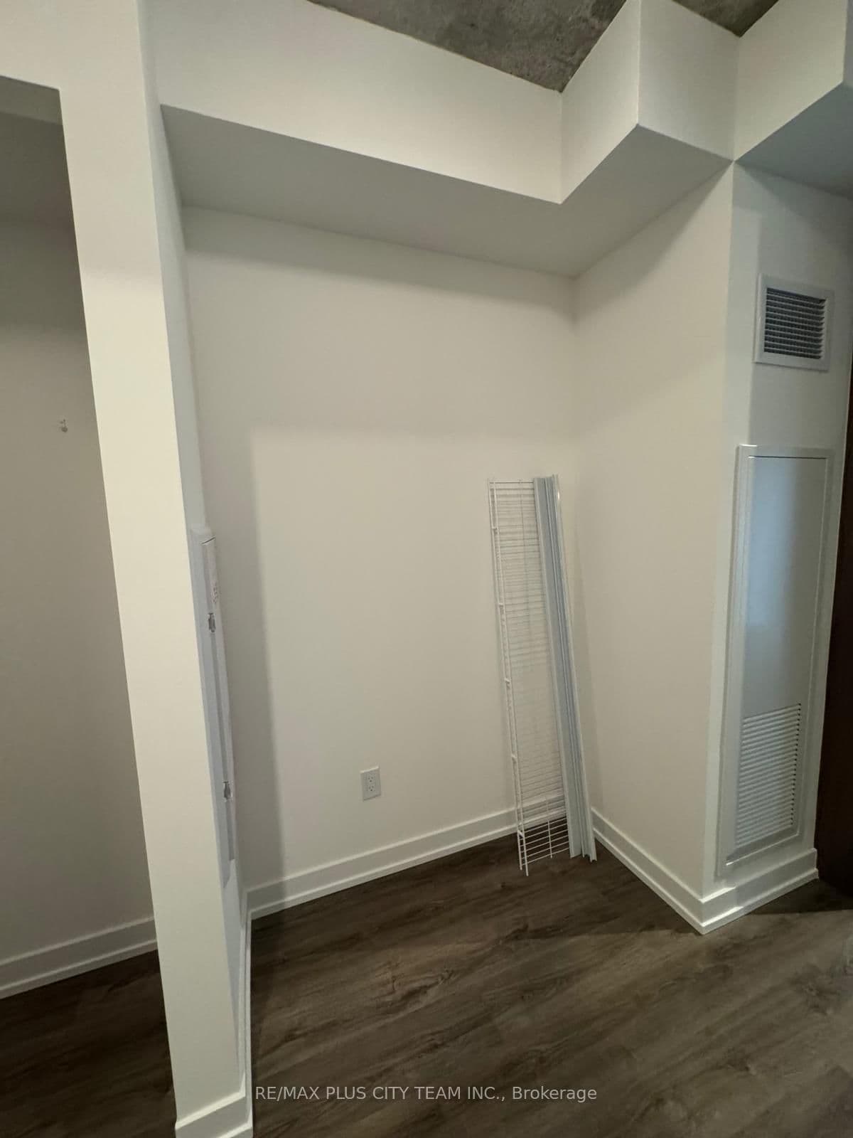 28 Eastern Avenue, Unit 926 thumbnail 3