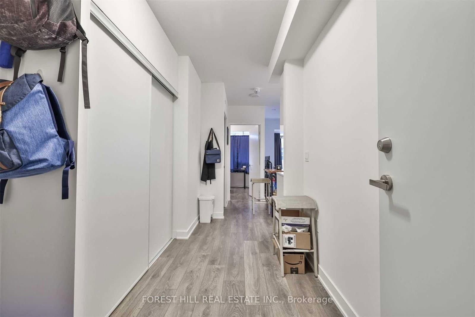 195 Redpath Avenue, Unit 806 thumbnail 4