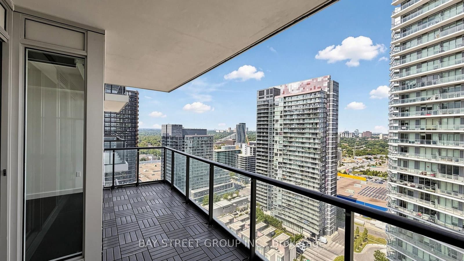 95 McMahon Drive, Unit 2515 thumbnail 30