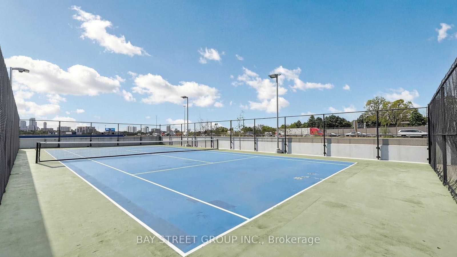 95 McMahon Drive, Unit 2515 thumbnail 43
