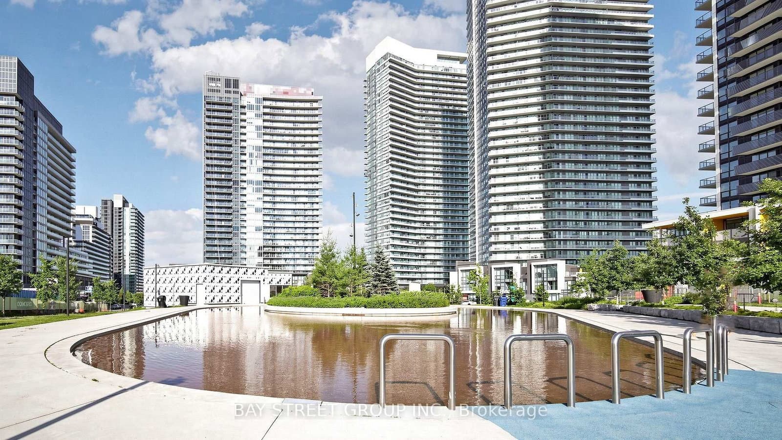 95 McMahon Drive, Unit 2515 thumbnail 45