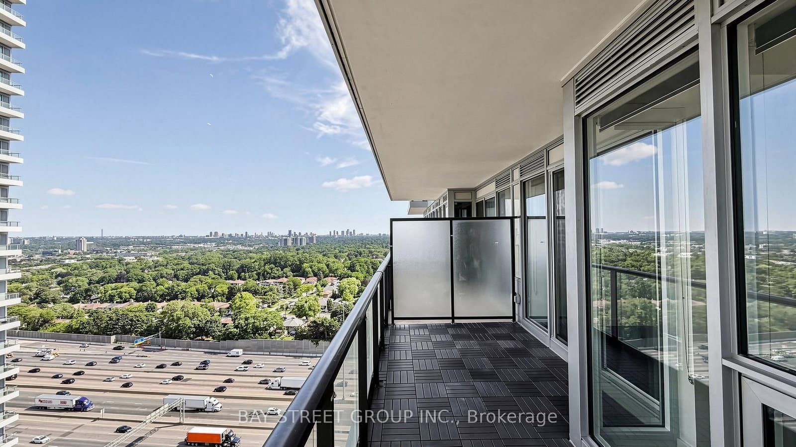 95 McMahon Drive, Unit 2515 thumbnail 5