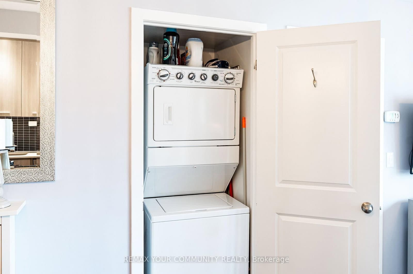 105 George Street, Unit 1412 thumbnail 15