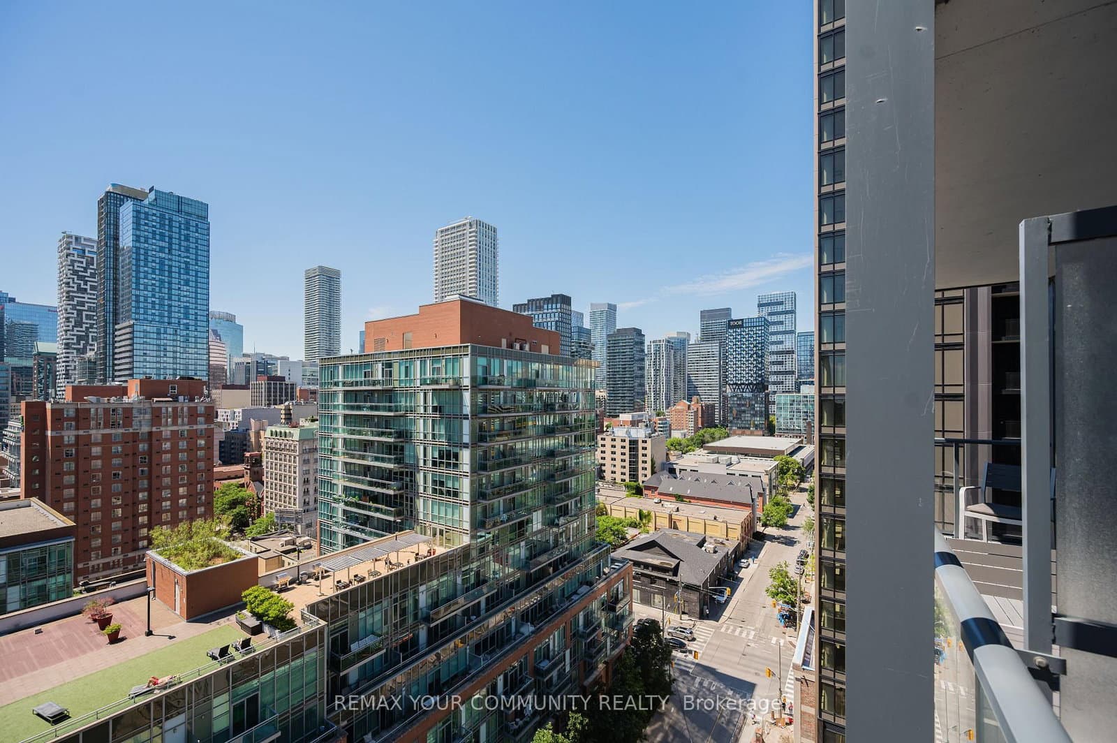 105 George Street, Unit 1412 thumbnail 18