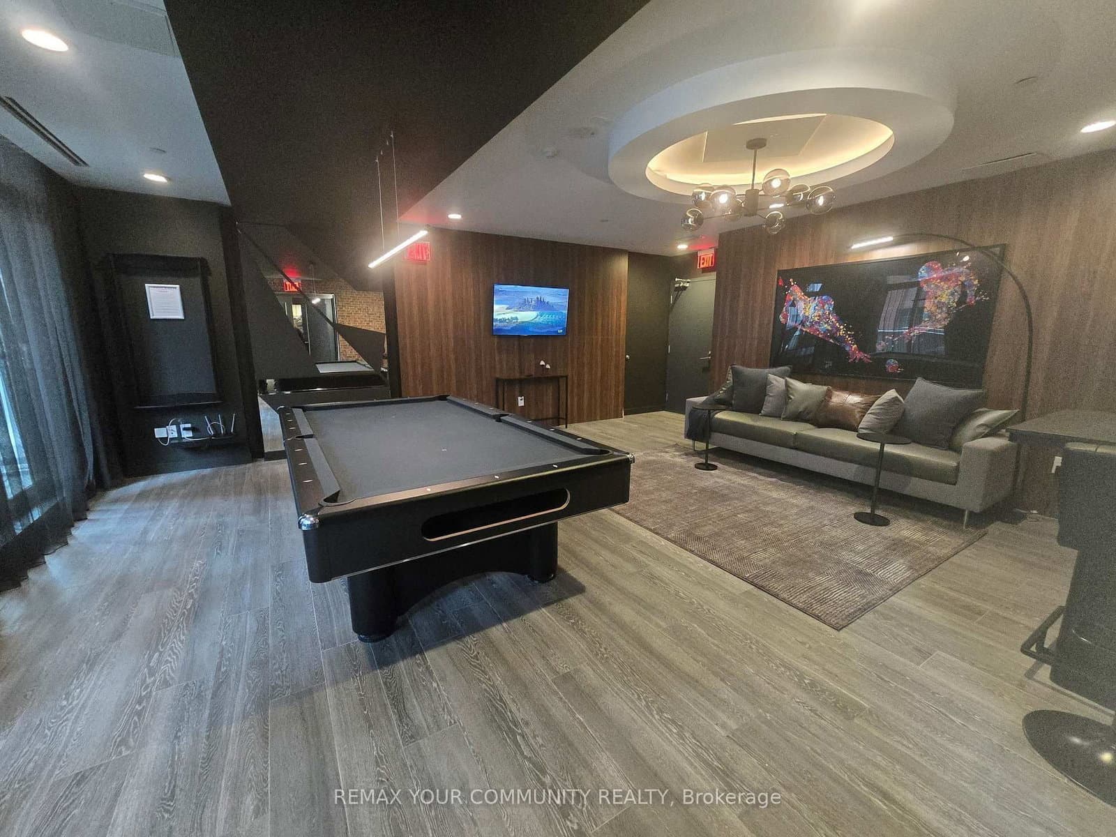 105 George Street, Unit 1412 thumbnail 33