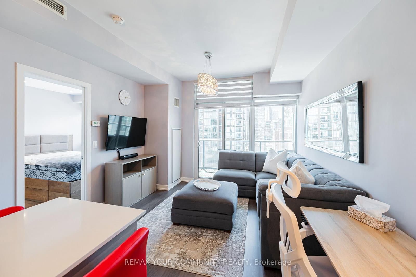 105 George Street, Unit 1412 thumbnail 5