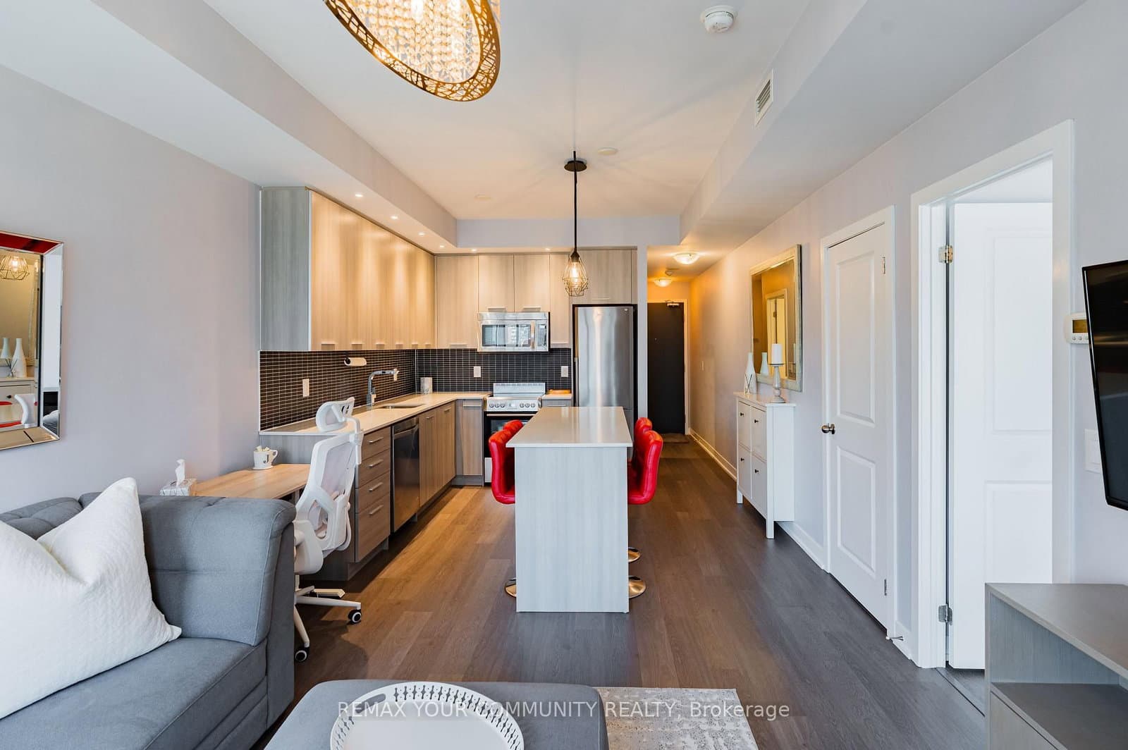 105 George Street, Unit 1412 thumbnail 9