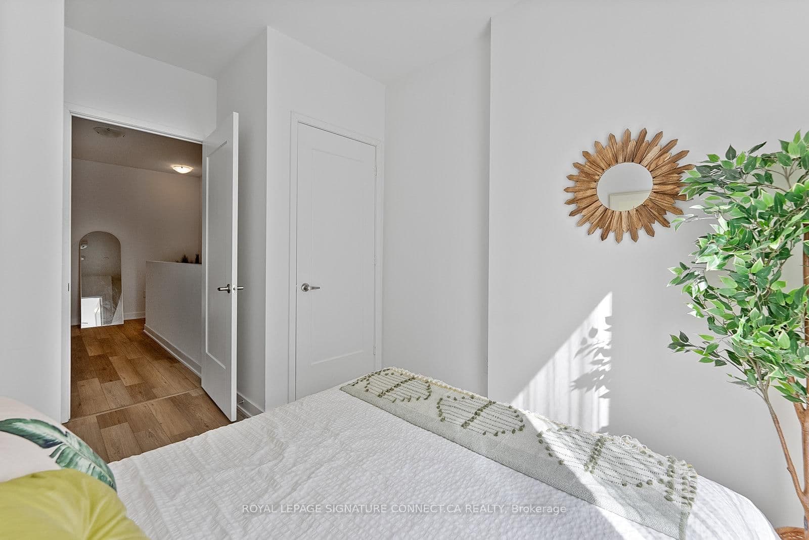 60 Princess Street, Unit 103 thumbnail 25