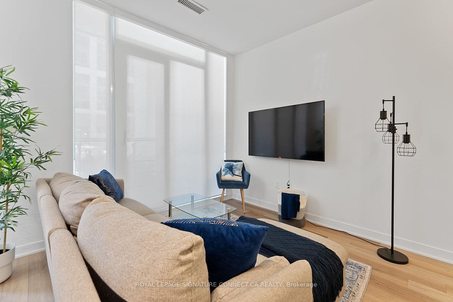 60 Princess Street, Unit 103 thumbnail 3