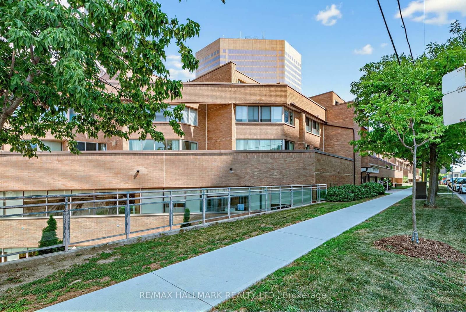3 Duplex Avenue, Unit 102 - Image 1