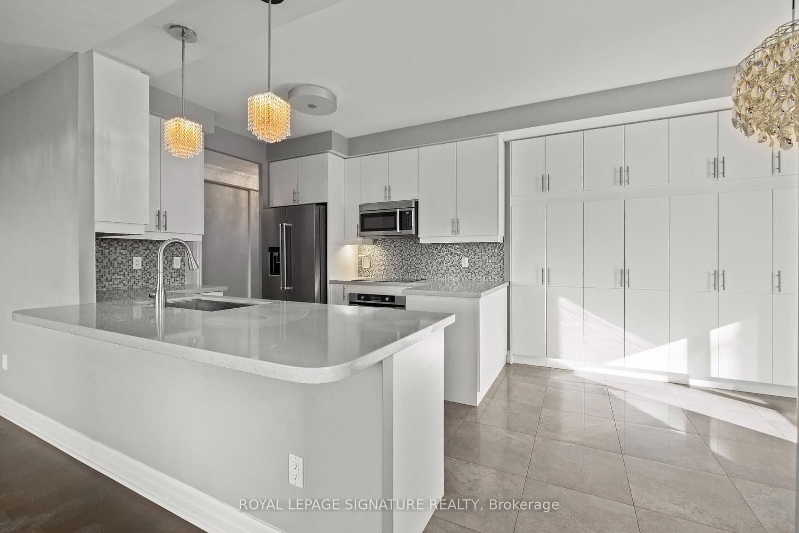 35 Balmuto Street, Unit 3403 thumbnail 8