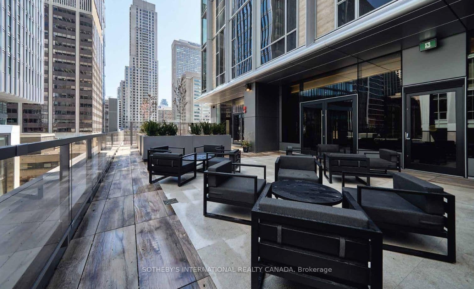 11 Yorkville Avenue, Unit 2112 thumbnail 14