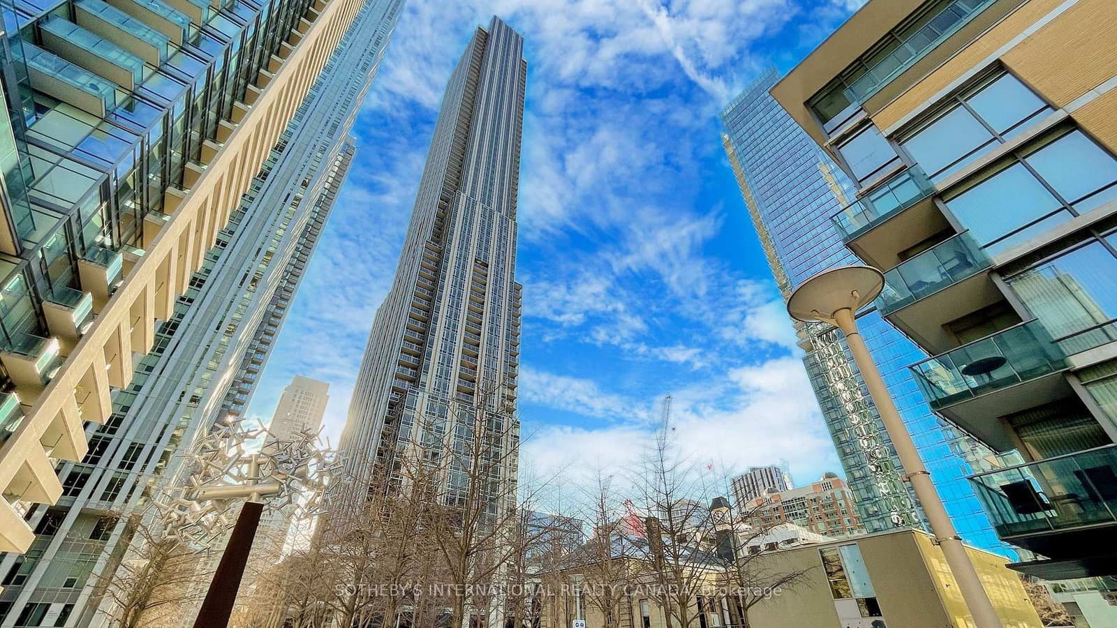 11 Yorkville Avenue, Unit 2112 thumbnail 16