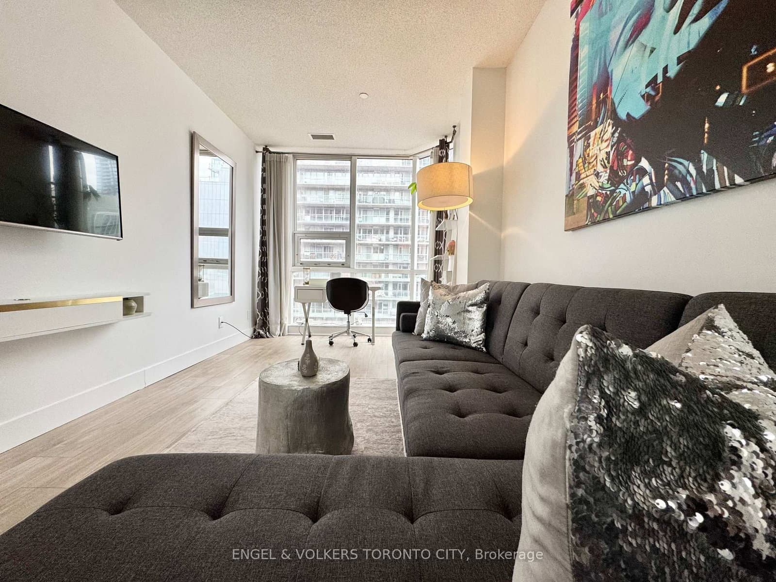 393 King Street W, Unit 706 thumbnail 19