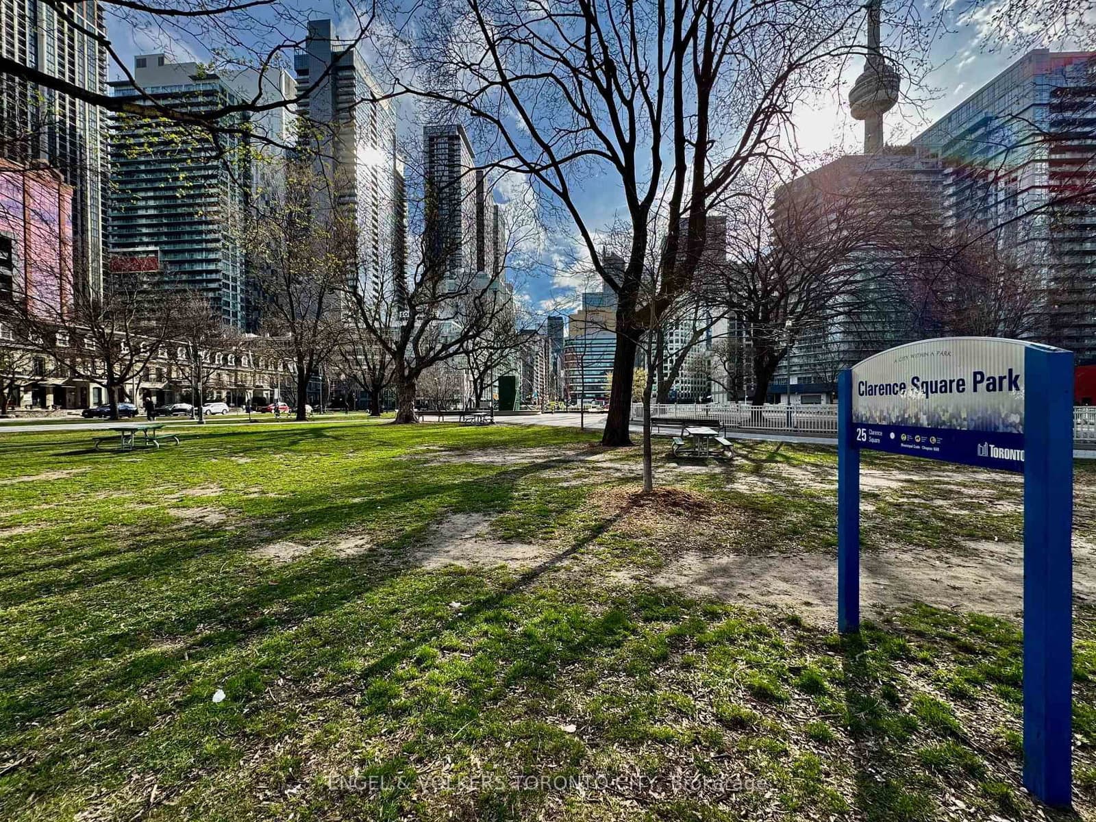 393 King Street W, Unit 706 thumbnail 44