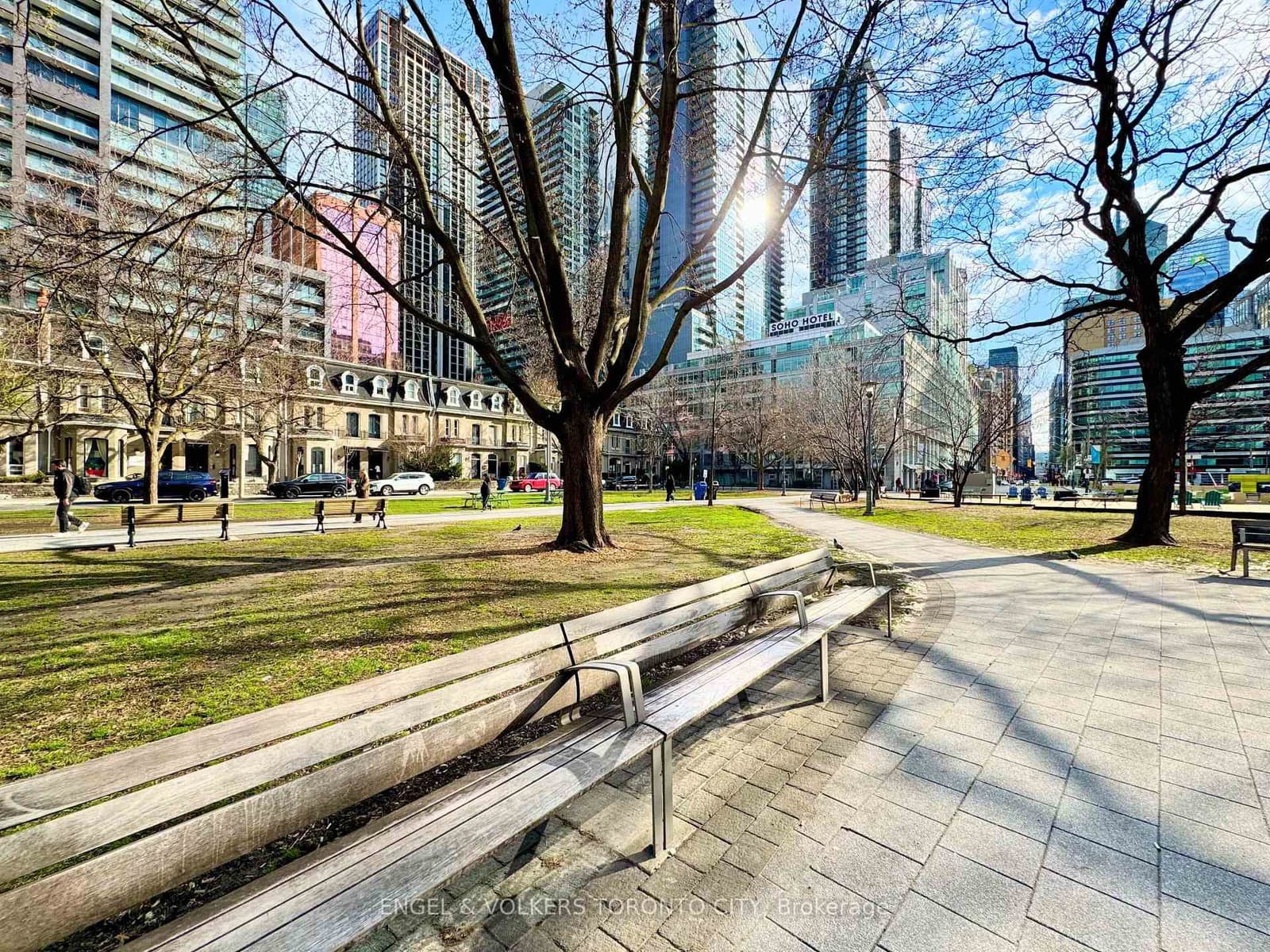 393 King Street W, Unit 706 thumbnail 47