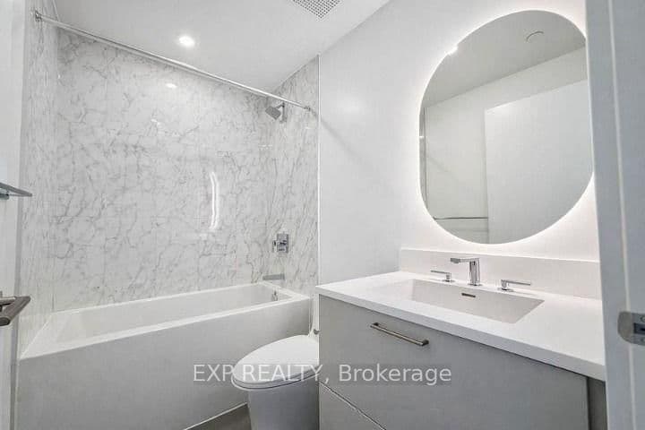 36 Olive Avenue, Unit 2803 thumbnail 15
