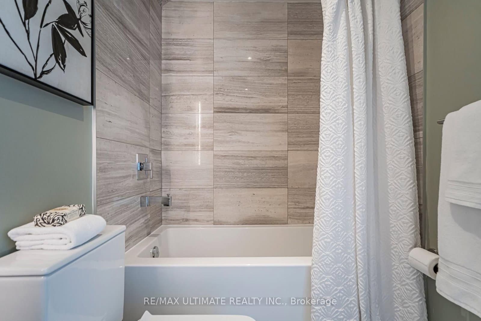 1 Yorkville Avenue, Unit 1208 thumbnail 25
