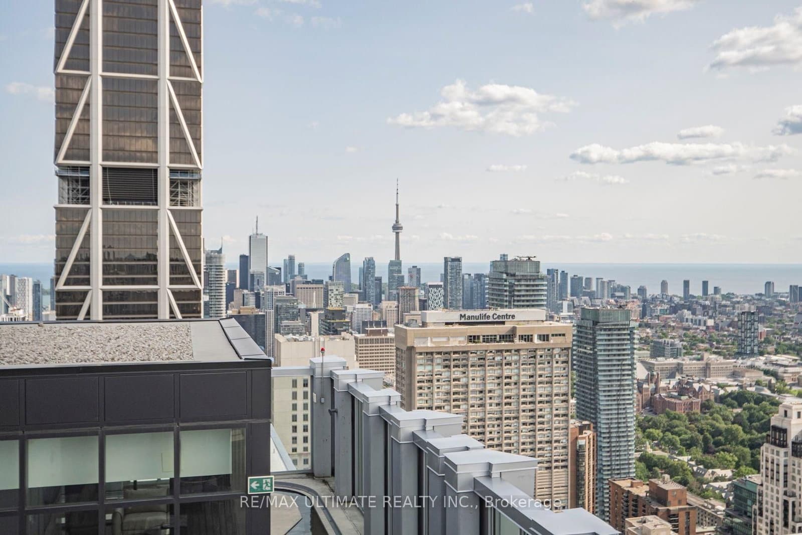 1 Yorkville Avenue, Unit 1208 thumbnail 35