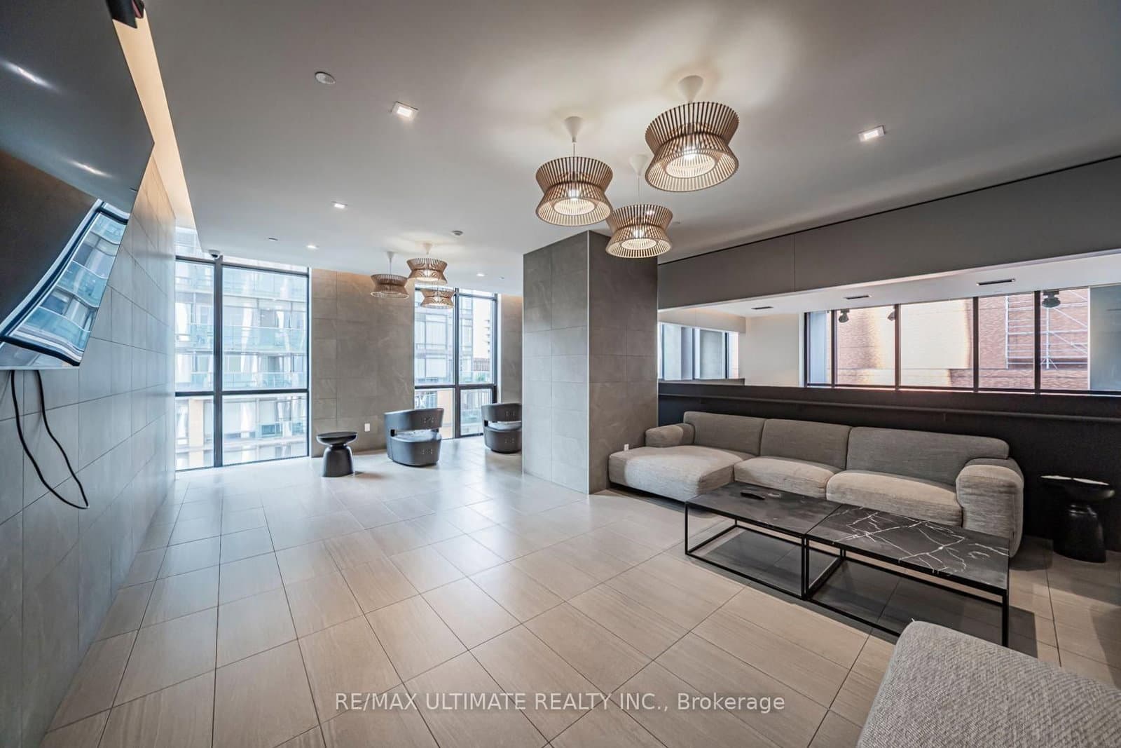 1 Yorkville Avenue, Unit 1208 thumbnail 44