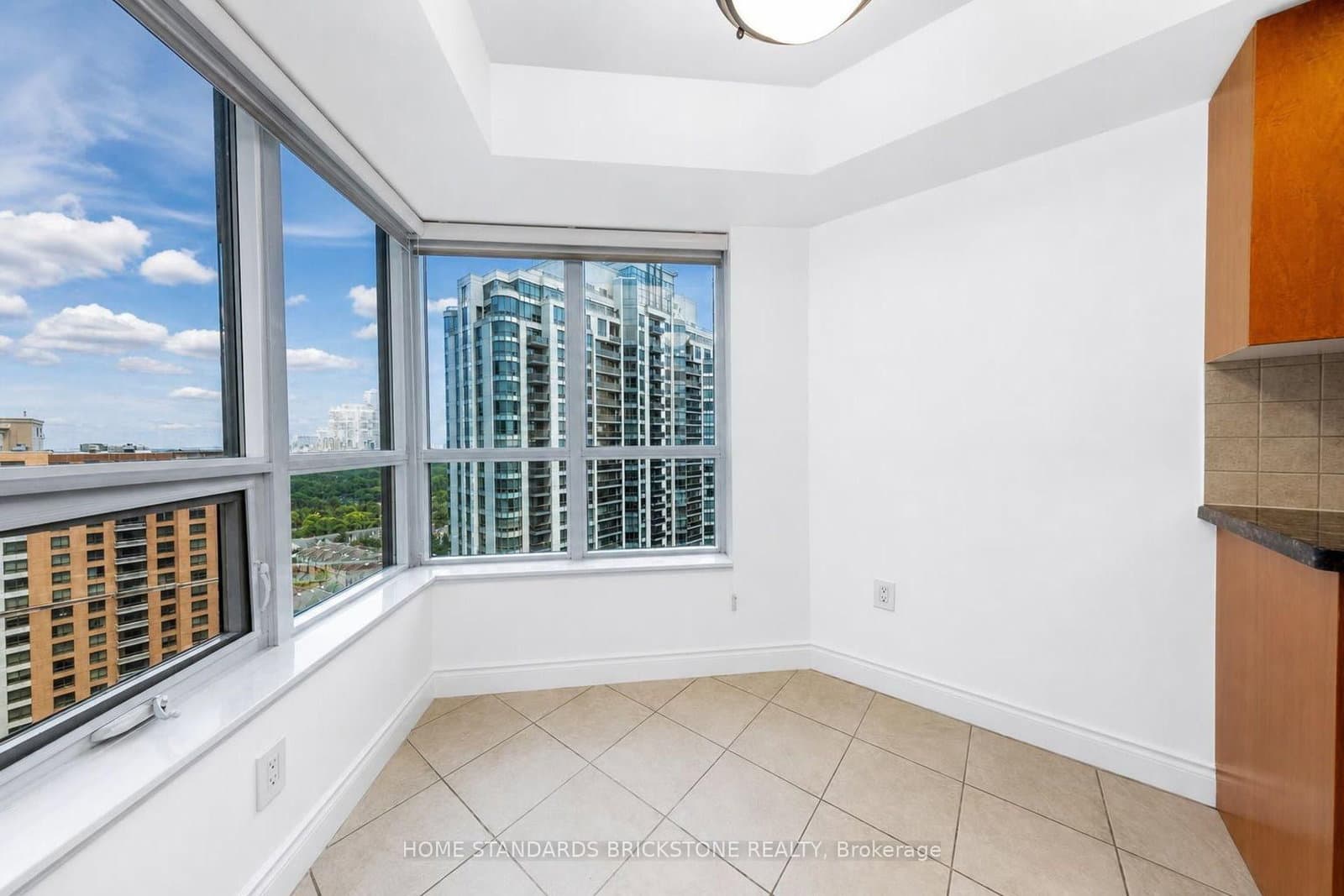 500 Doris Avenue, Unit 2226 thumbnail 15