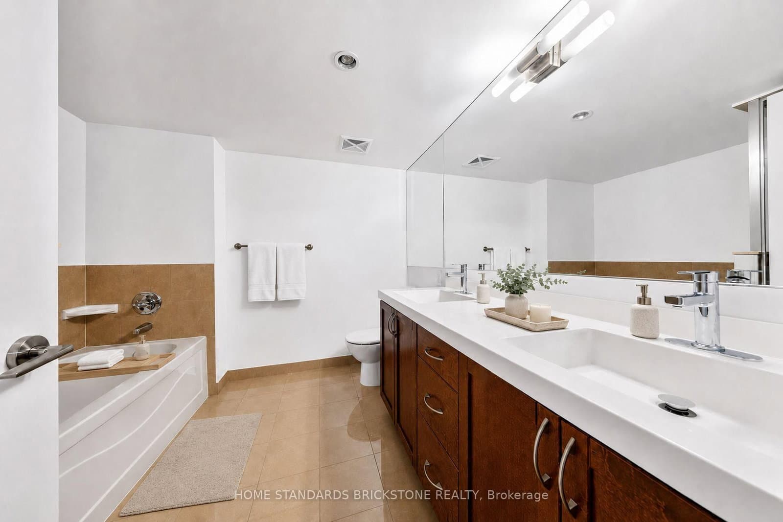 500 Doris Avenue, Unit 2226 thumbnail 22