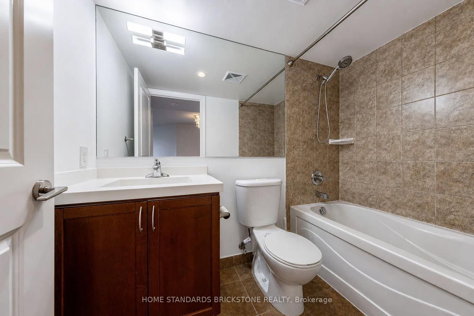 500 Doris Avenue, Unit 2226 thumbnail 27